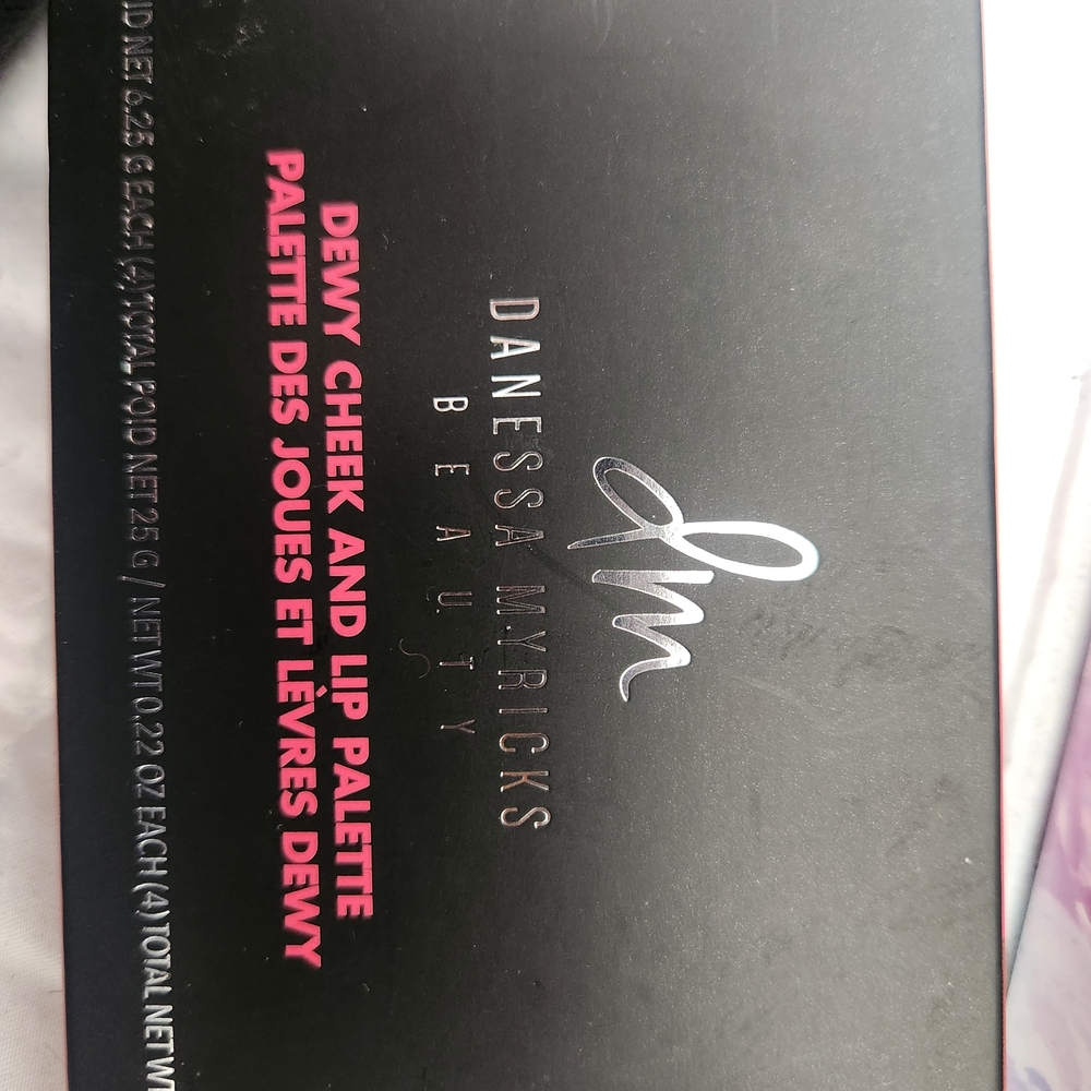 Danessa Myricks Beauty Dewy Cheek and Lip Palette